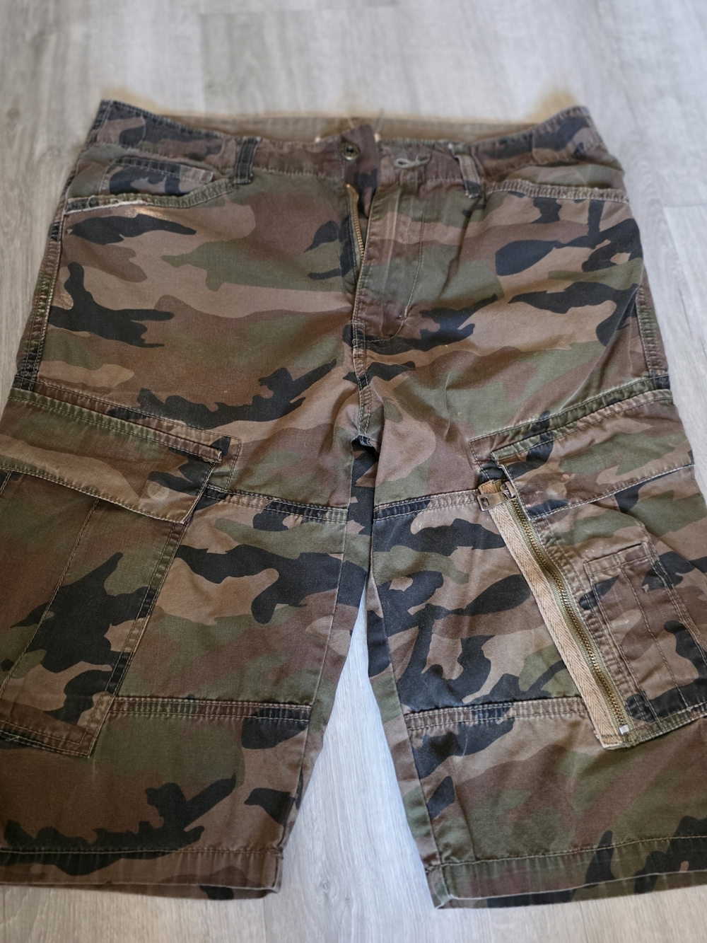Men’s Camouflage Cargo Shorts - Green Camo